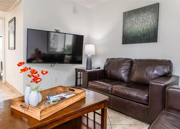 Apartment Fully Furnished 1br Suite-prime Location 110 Scottsdale